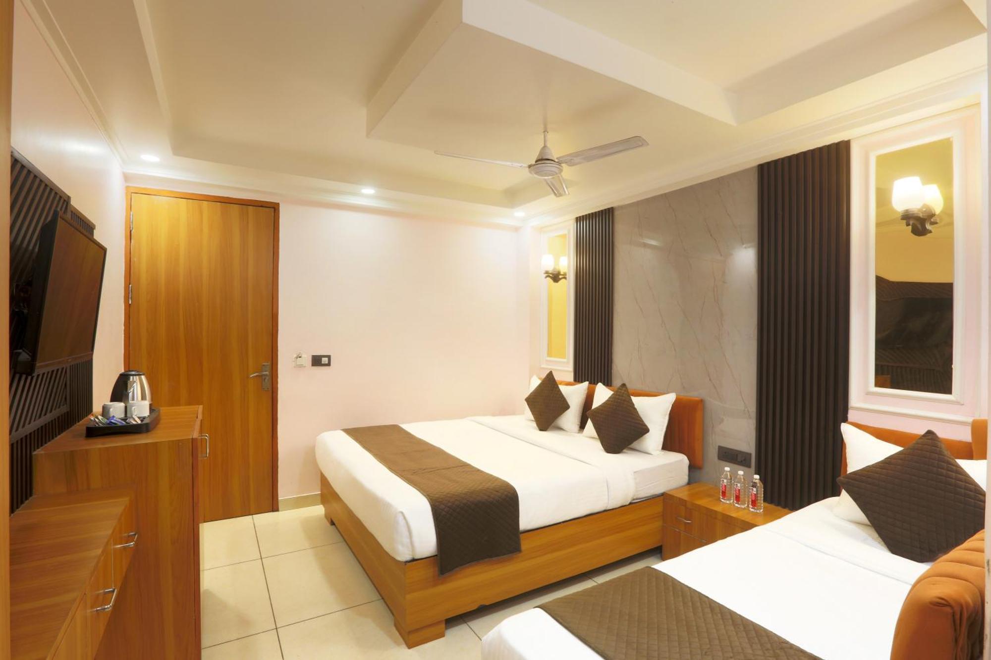 Hotel Aerostay Residency Igi Airport Delhi New Delhi Exterior photo